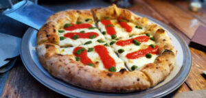 pizza-pepe-grani-franco-caiazzo-caserta-reggiadicaserta-pizzeria-cavaliere-onorificienza-lavoro-authentica-margeritasbagliata-crisommola-alletterata-scarpetta-artigiano-gambero-rosso-filiale