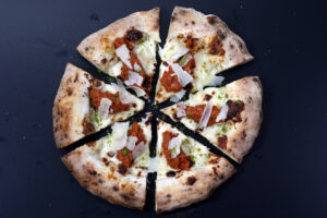 pizza-pepe-grani-franco-caiazzo-caserta-reggiadicaserta-pizzeria-cavaliere-onorificienza-lavoro-authentica-margeritasbagliata-crisommola-alletterata-scarpetta-artigiano-gambero-rosso-filiale